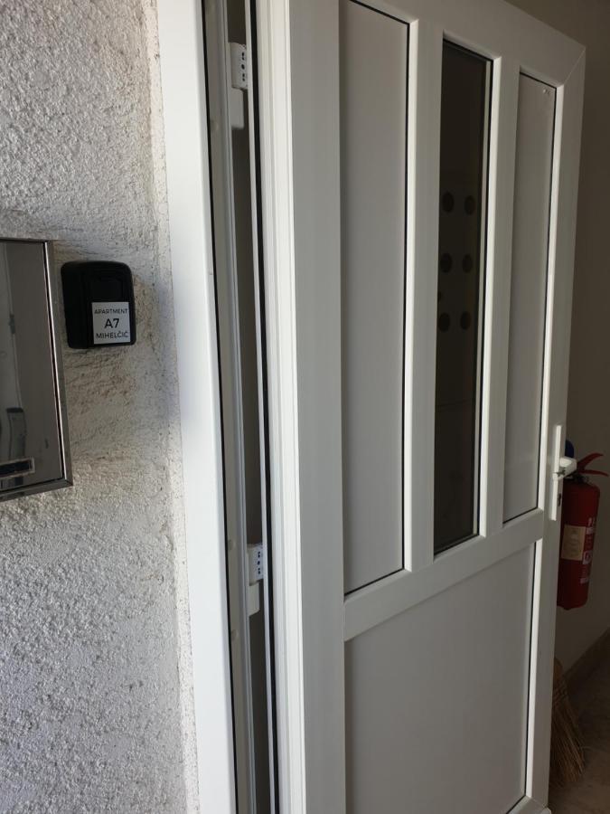 Apartman A7 Nijvice Zewnętrze zdjęcie